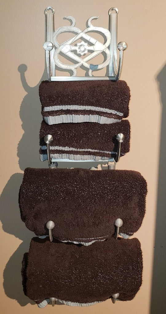 Toallero interconectado para baños.