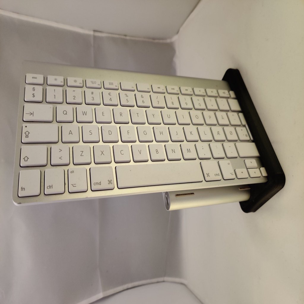 Soporte para teclado y trackpad de Apple