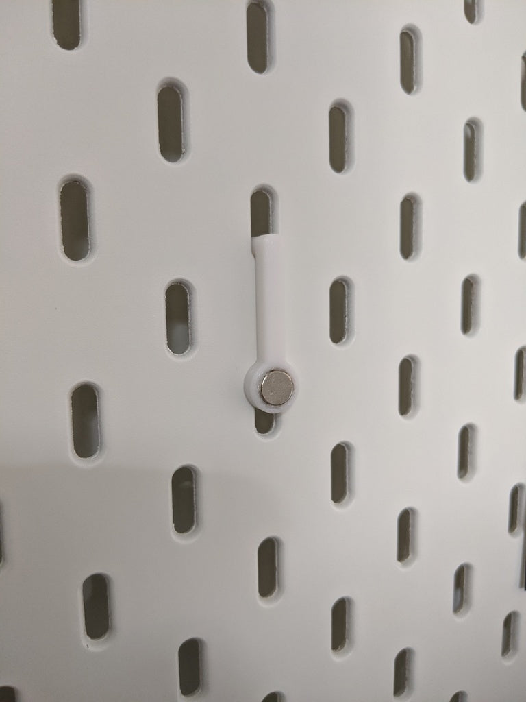Portaherramientas IKEA Skadis con clip magnético de 8 mm