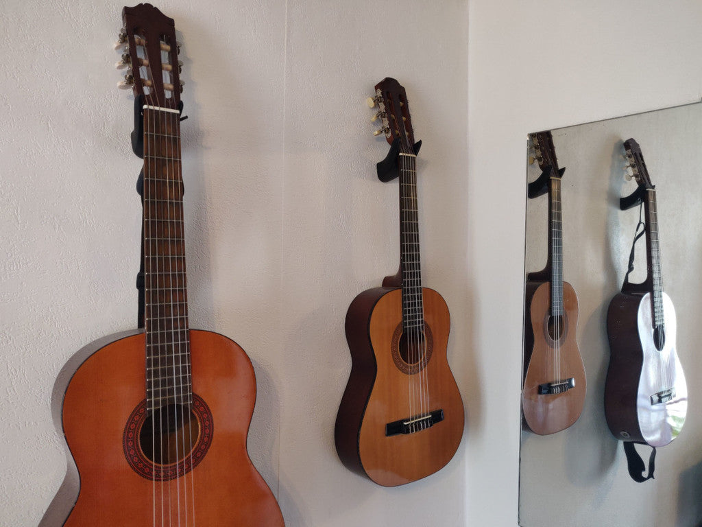Soporte de pared para guitarra: compatible con guitarras clásicas 3/4 y 4/4