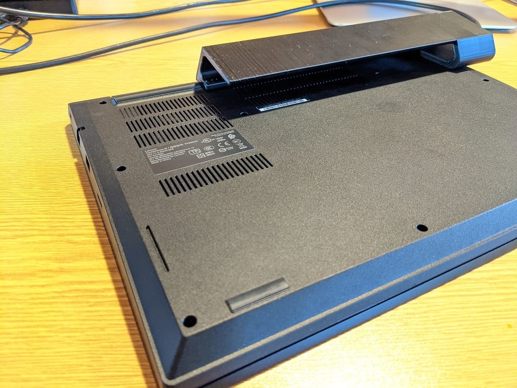 Lenovo Thinkpad E495 (E490) se puede utilizar con la base DELL WD15