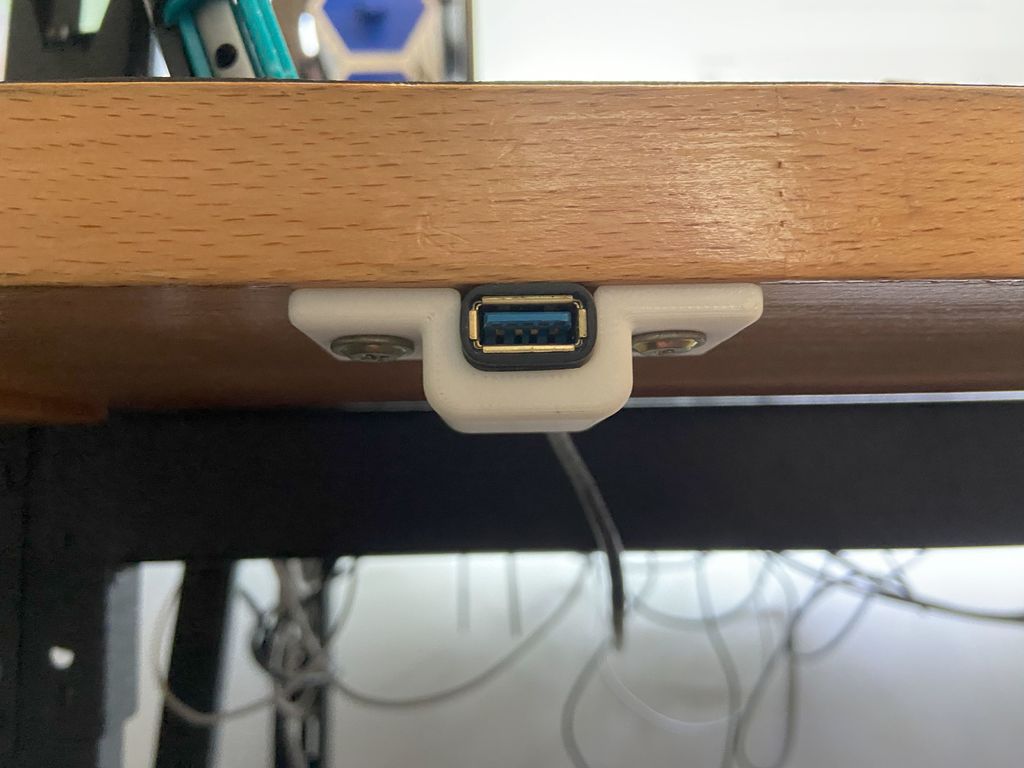Soporte de puerto USB debajo del escritorio para accesorios de oficina